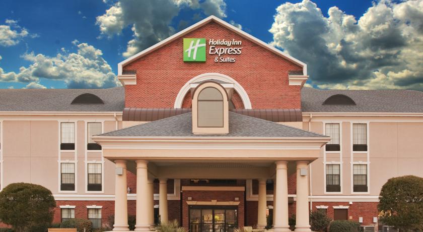 Holiday Inn Express Hotel & Suites Morehead City