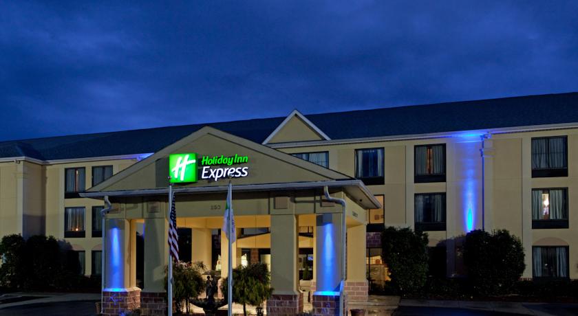 Holiday Inn Express Hotel & Suites Mt Holly-Belmont