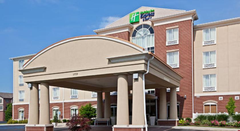 Holiday Inn Express Hotel & Suites Schererville North