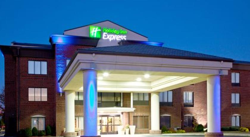 Holiday Inn Express Hotel & Suites  Shelbyville