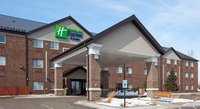 Holiday Inn Express Hotel & Suites St Paul - Woodbury