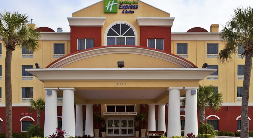 Holiday Inn Express Hotel & Suites St Petersburg North I-275