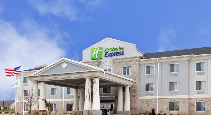 Holiday Inn Express Le Roy - Bloomington Area