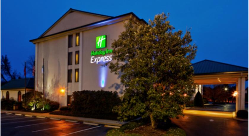 Holiday Inn Express Nashville-Hendersonville