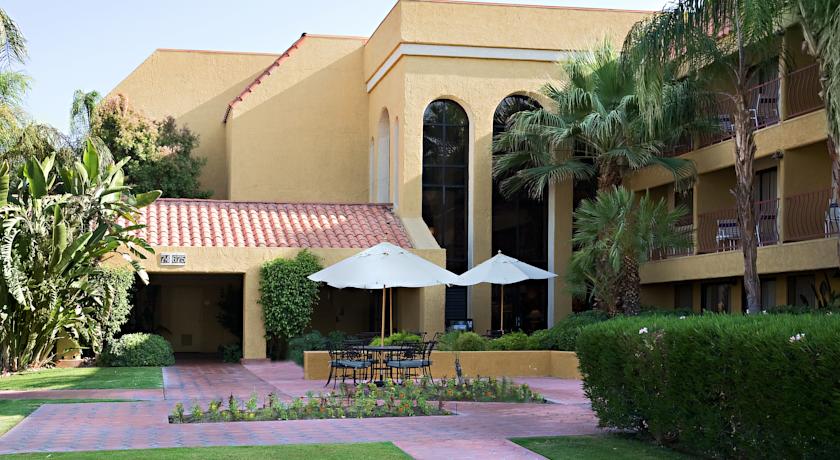 Holiday Inn Express Palm Desert-Rancho MirageGolf