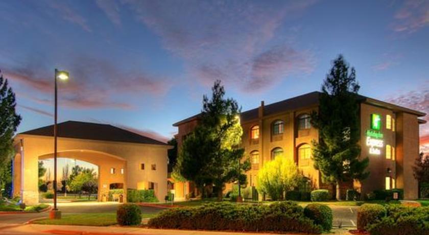 Holiday Inn Express Roswell
