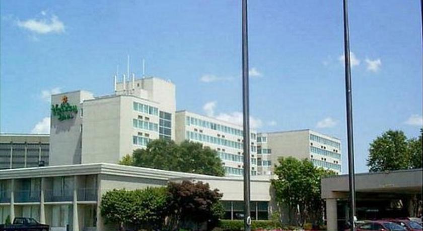 Holiday Inn Hurstbourne Louisville-I-64 East