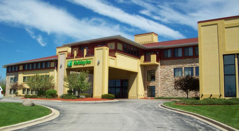 Holiday Inn Pewaukee-Milwaukee West. EX Radisson Milwaukee-Pewaukee