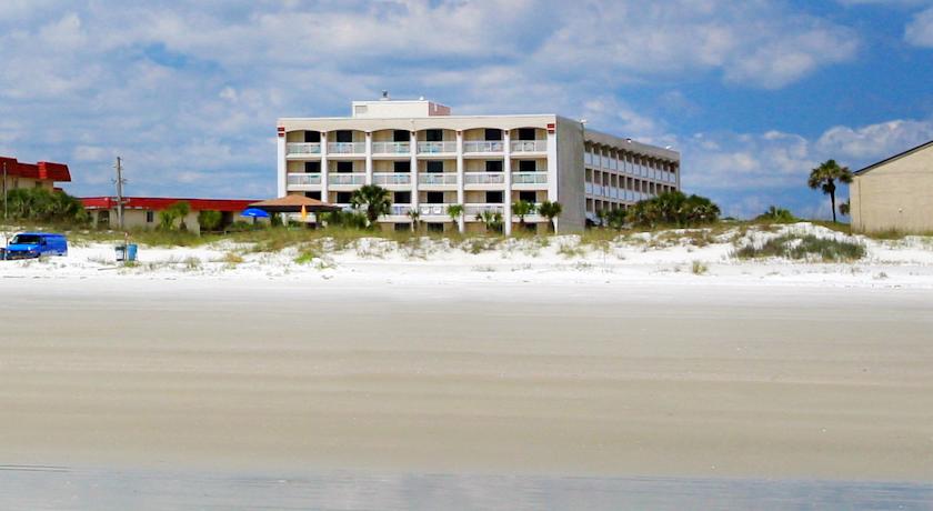 Holiday Isle Oceanfront Resort