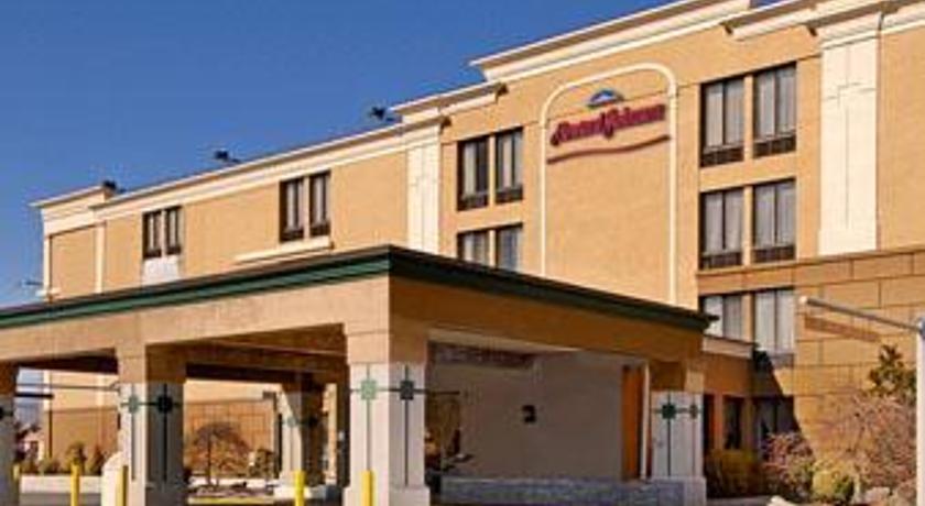 Howard Johnson Inn Suffern