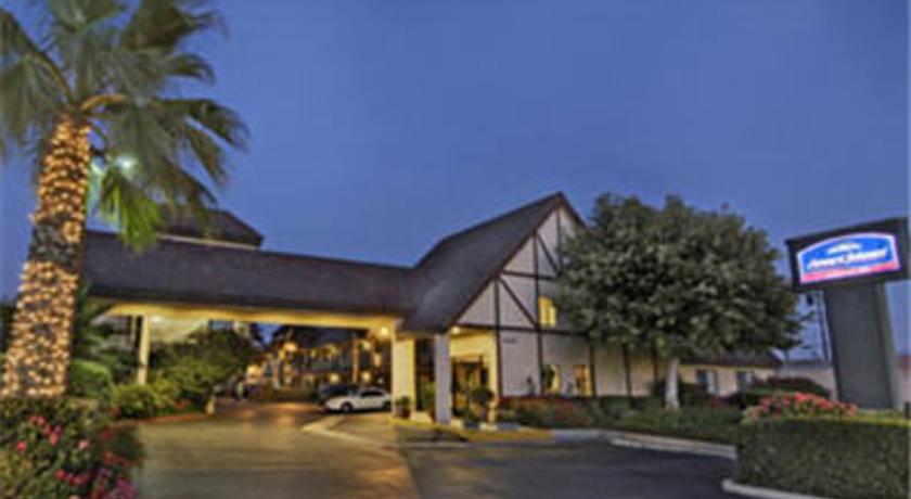 Howard Johnson Norco