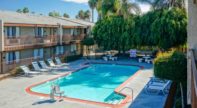 Innsuites Hotel & Suites - Buena Park