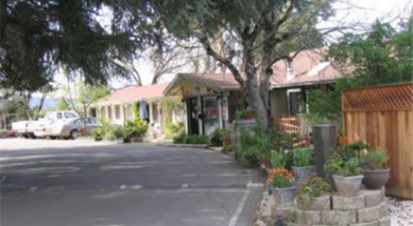 Kelseyville Motel
