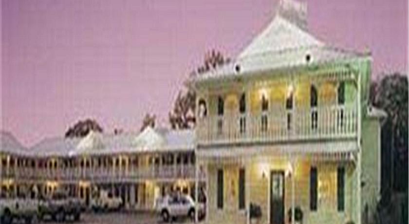 Key West Inn Tuscumbia
