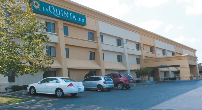 La Quinta Inn Milwaukee West Brookfield