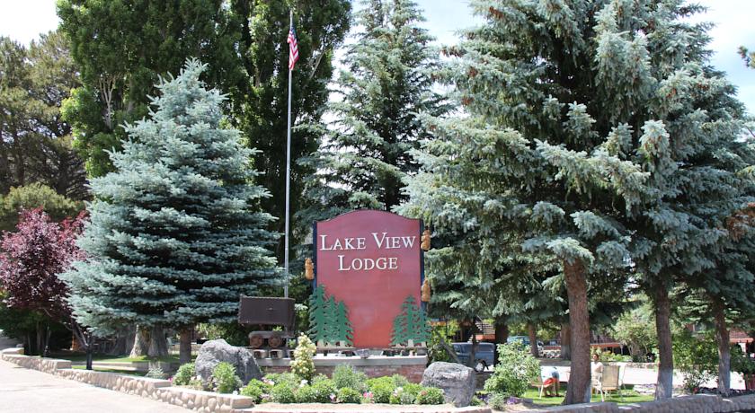 Lake View Lodge