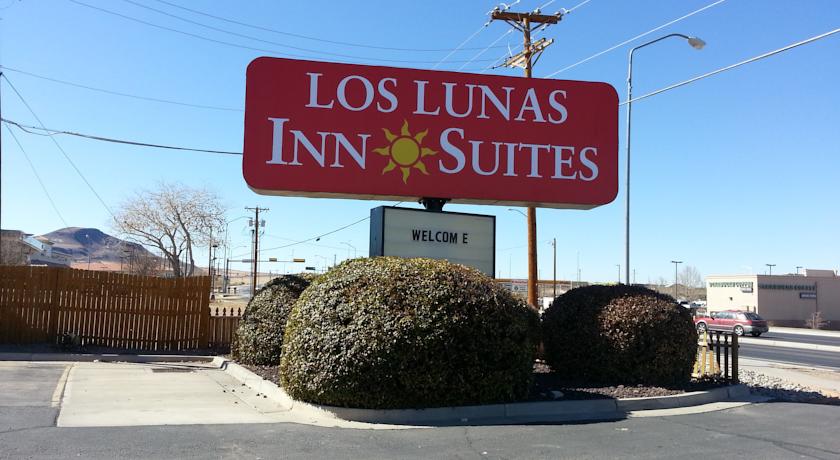 Los Lunas Inn & Suites