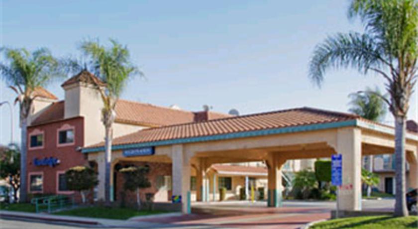 Lynwood Century Freeway Travelodge