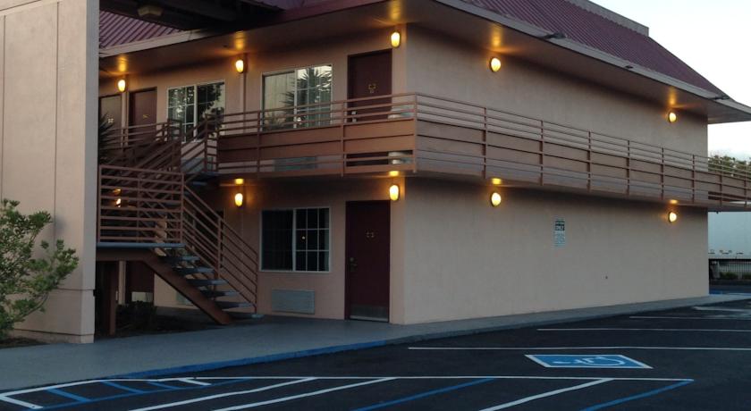 Marina Bay Inn & Suites ex Days Inn Point Richmond