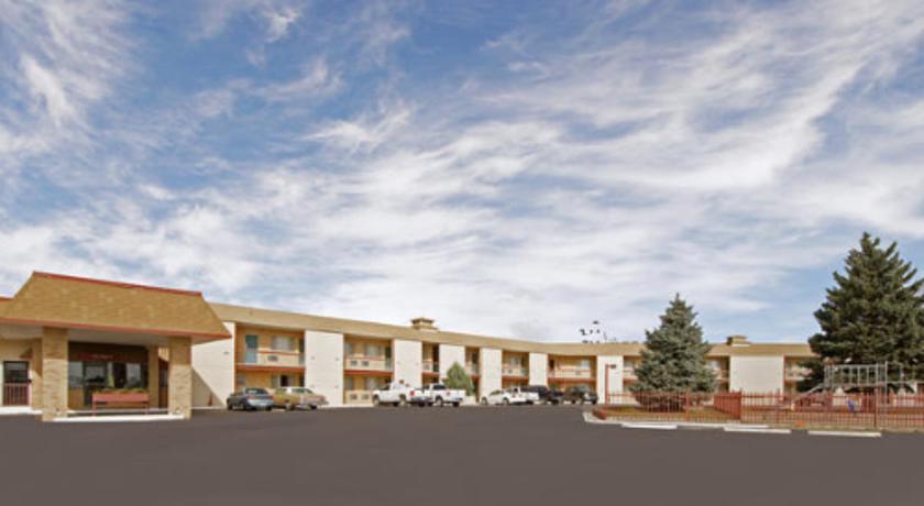 Maverick Inn - Americas Best Value Inn Goodland