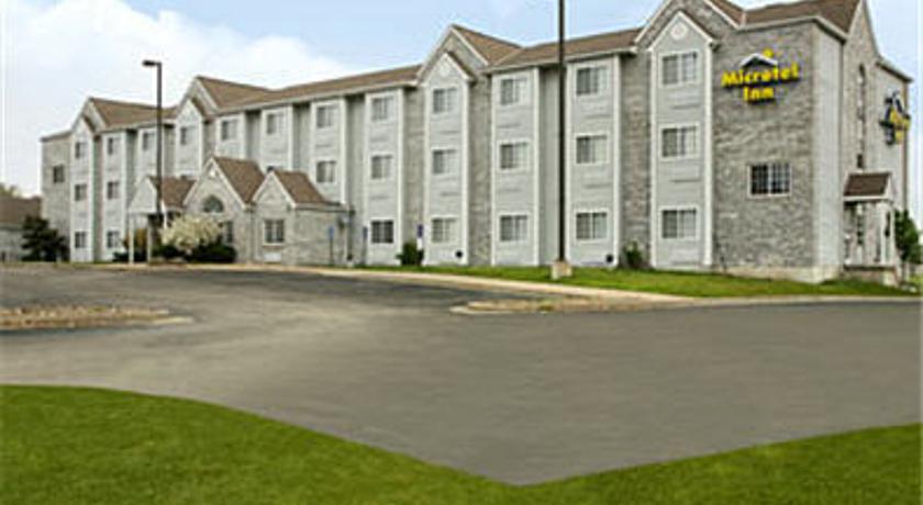 Microtel Inn by Wyndham Olathe