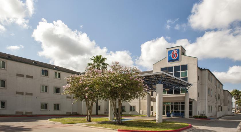 Motel 6 Brownsville