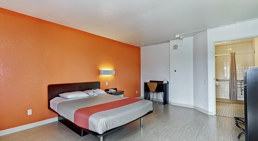 Motel 6 Chicago West - Villa Park