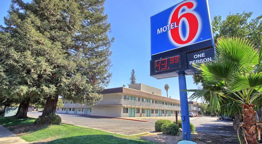 Motel 6 Porterville