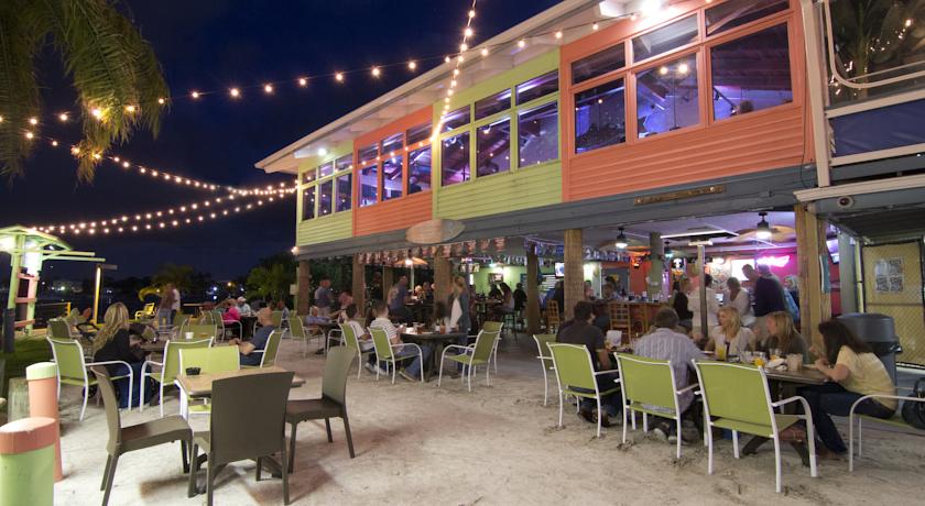 Pirates Cove Resort & Marina