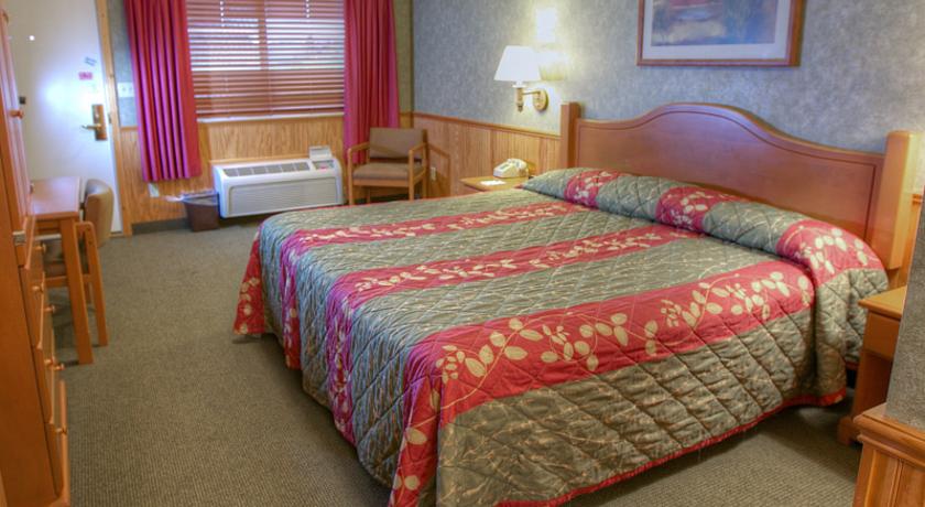 Poulsbo Inn & Suites