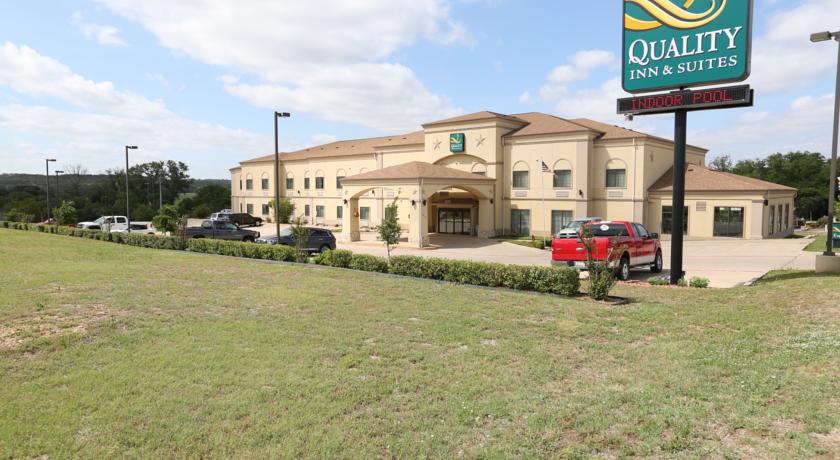 Quality Inn & Suites Glen Rose ex Americas Best Value Inn & Suites - Glen Rose