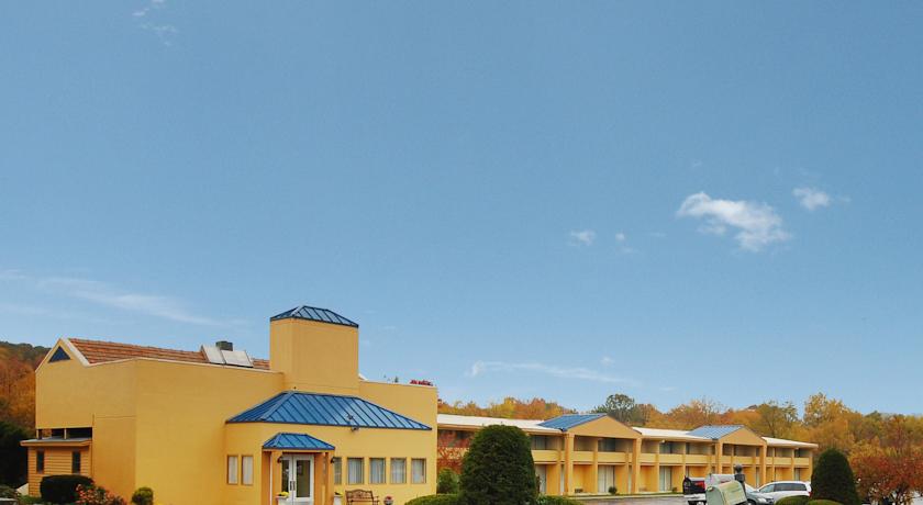 Quality Inn Brookville