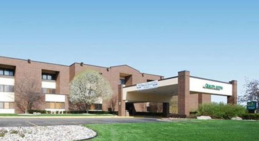 Quality Suites Lansing