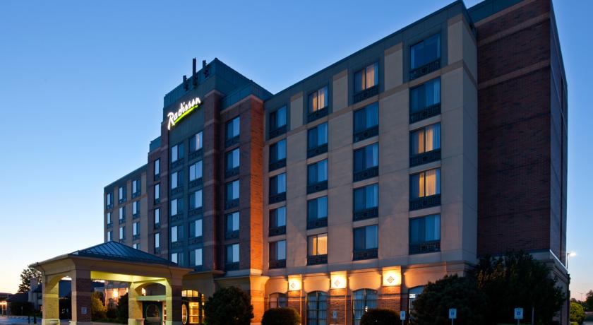 Radisson Hotel & Conference Center Kenosha