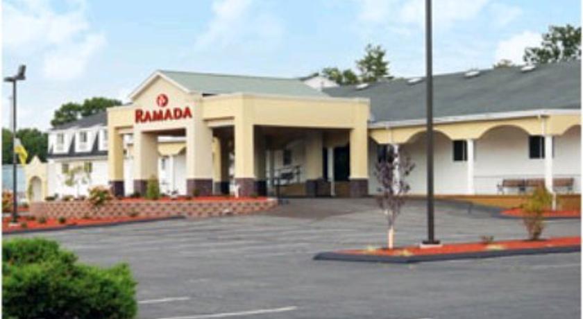 Ramada Kittery