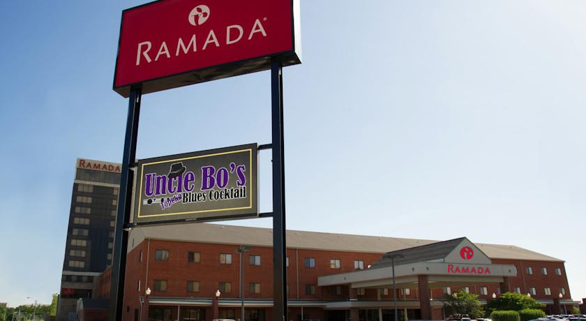 Ramada Topeka Downtown Hotel and Convention Center