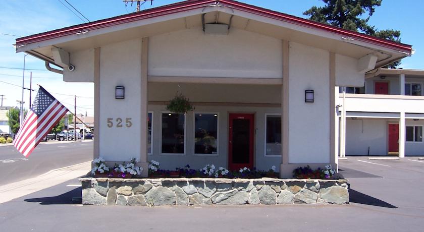 Red Carpet Inn Medford