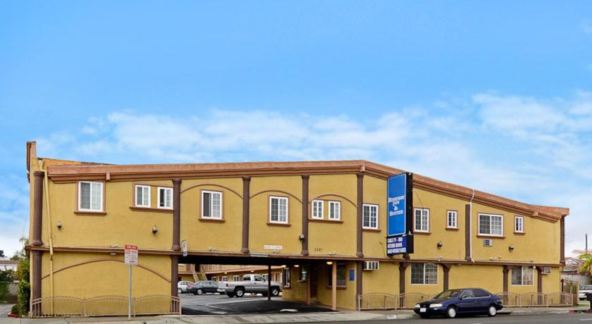Rodeway Inn & Suites