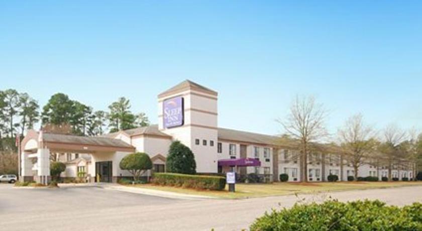 Sleep Inn & Suites Spring Lake