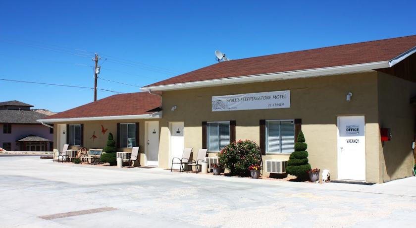 Steppingstone Motel