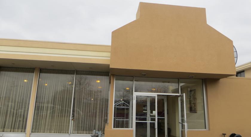 Super 8 Chicago Northlake OHare South