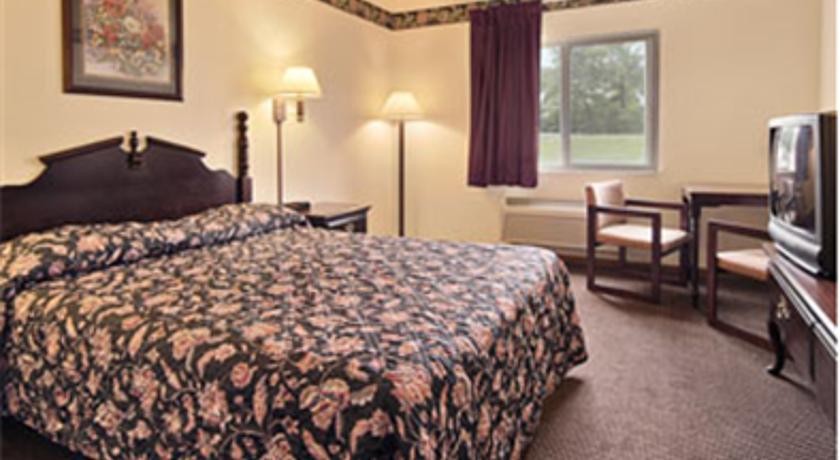 Super 8 Heath-Newark