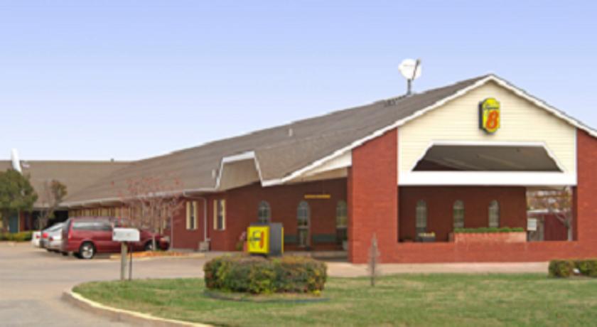 Super 8 Muskogee