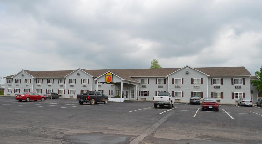 Super 8 Neosho