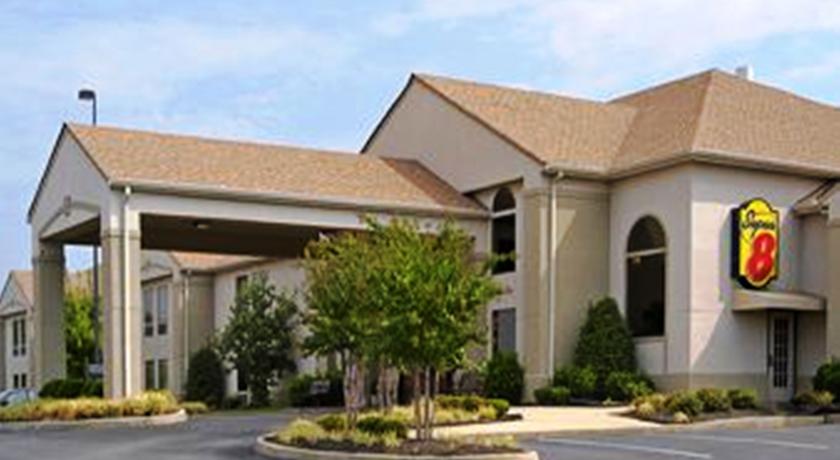 Super 8 Olive Branch