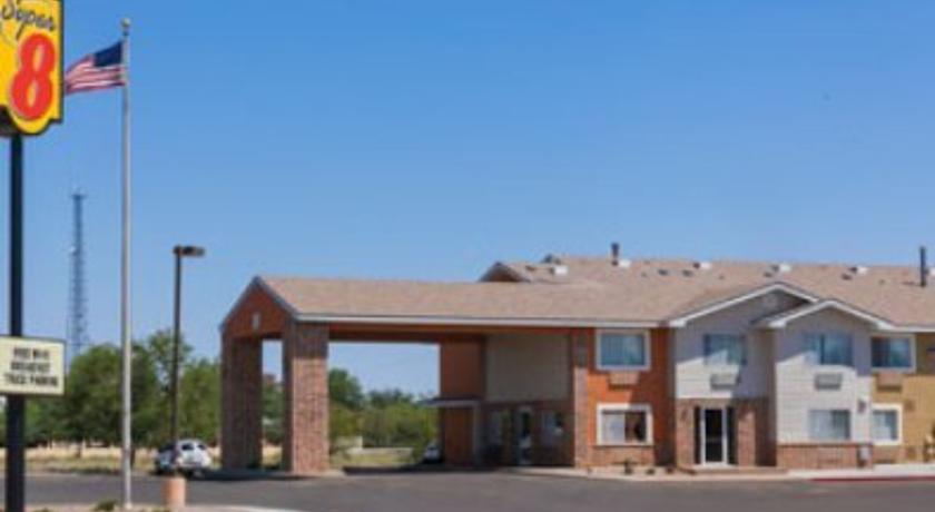 Super 8 Portales