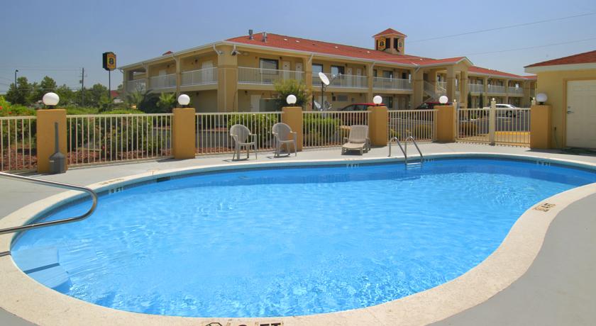 Super 8 Prattville Montgomery