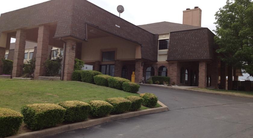 Super 8 Sapulpa Tulsa Area