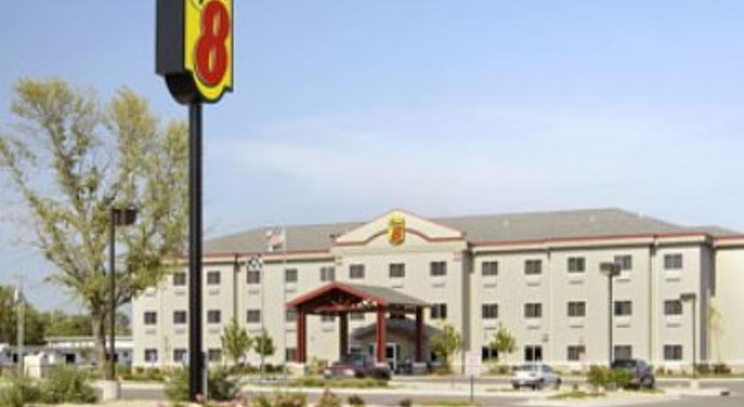 Super 8 Topeka at Forbes Landing