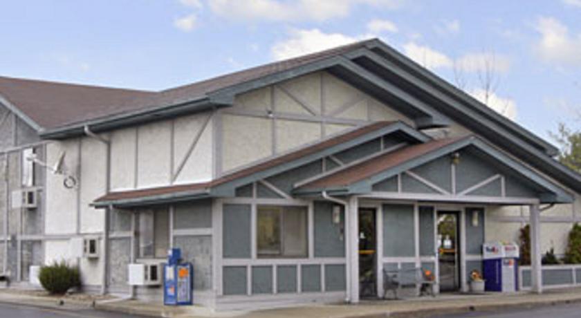 Super 8 Twinsburg Cleveland Area
